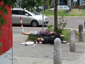 Obdachlose in Schönhauser Allee Berlin 2017 Foto©michelecarloni