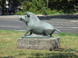 Wildschwein Denkmal